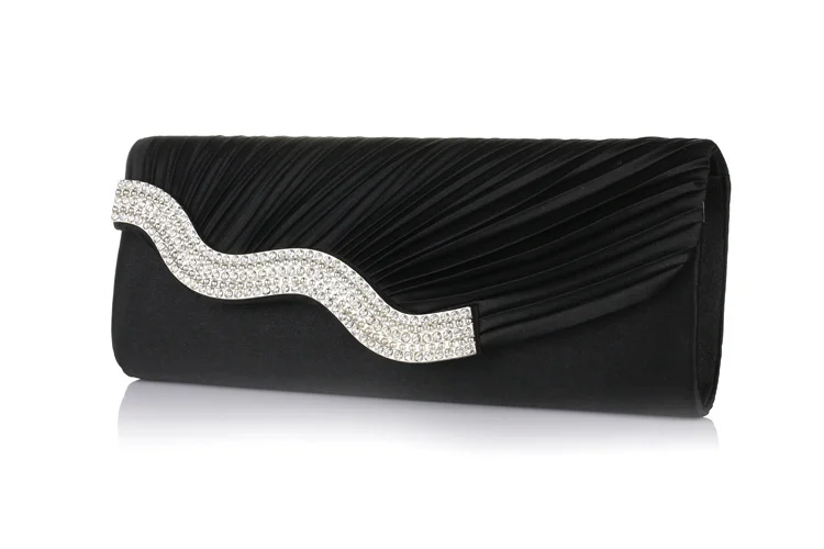 European and American trendy and fashionable pleated diamond carrying bag for women, dinner bag, evening