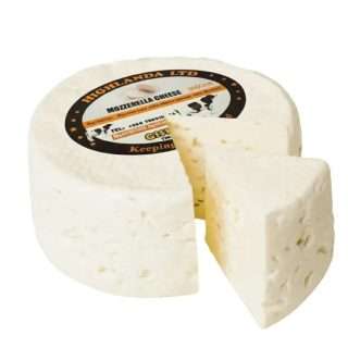 Highlanda Mozzarella Cheeseround, semi-soft white cheese